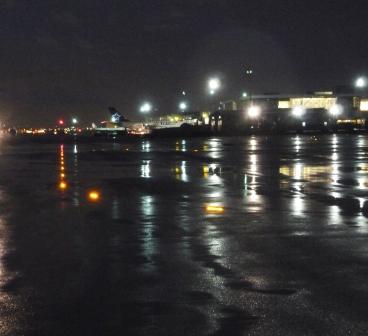 Copyright Stewart McIntosh; Vancouver International LEDline® De-icing Pads